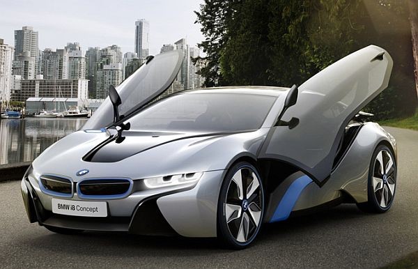 BMW i8 Concept Gullwing Doors